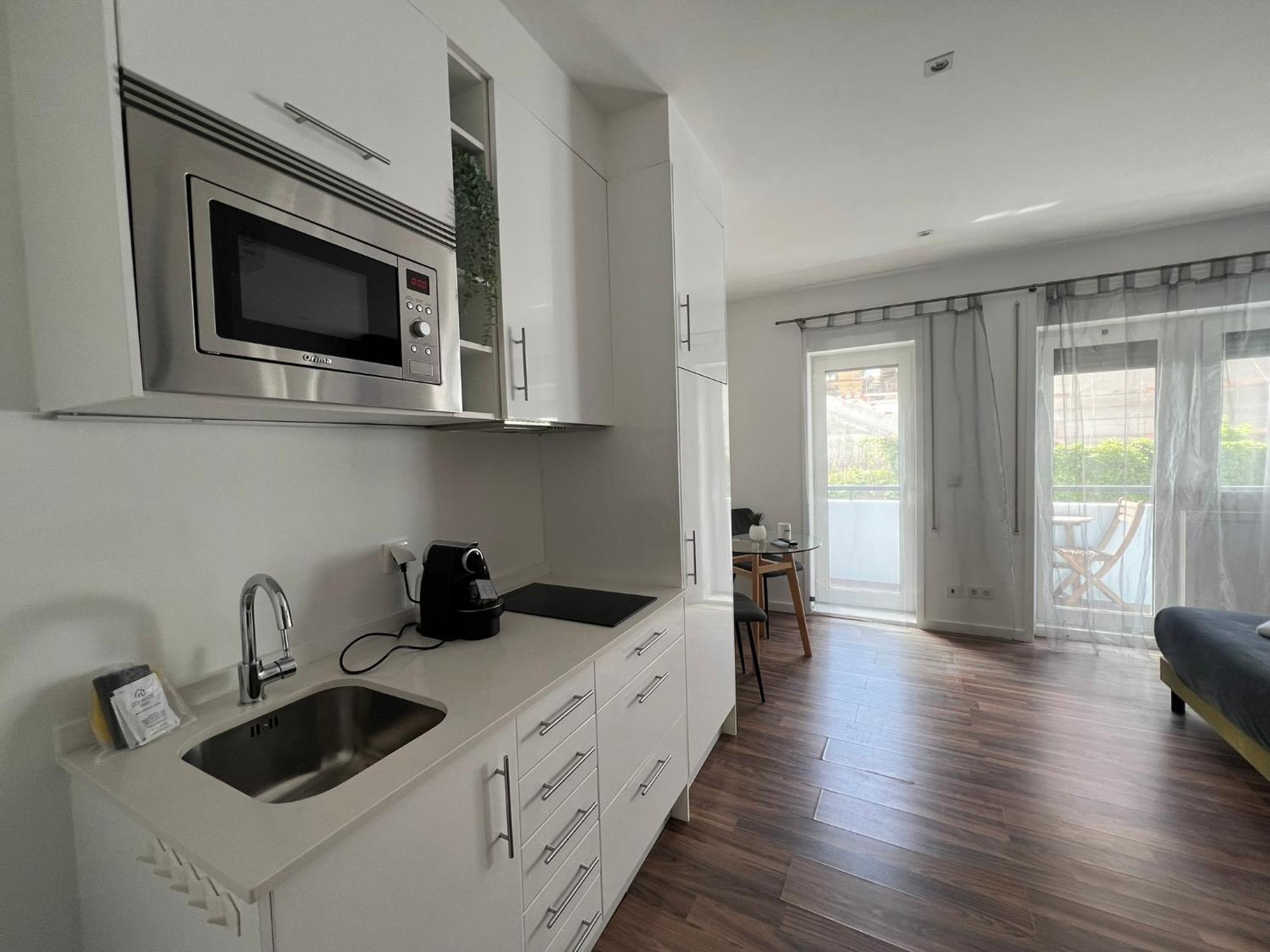 Almada Studios & Suites Porto Eksteriør bilde